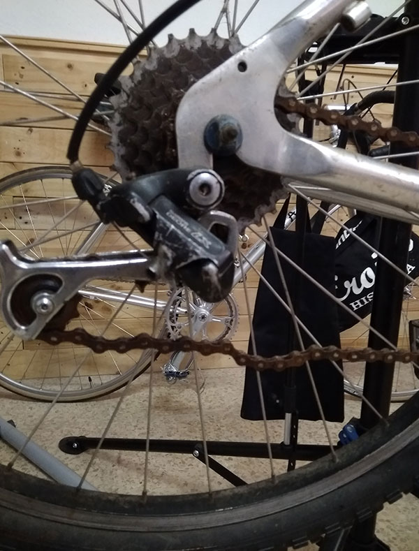 Pieza de unan bicicleta para reparar